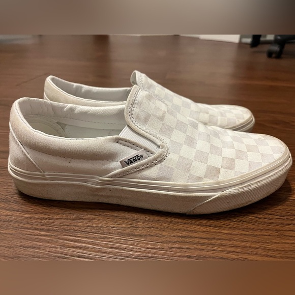 Classic Checkerboard Slip-On Shoe - Women’s - Size 8.5 - Picture 2 of 8